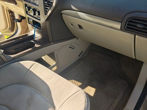 Used 2006 Buick Rendezvous CX image 6