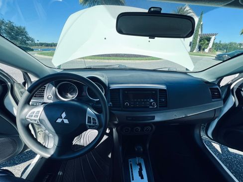 Used 2014 Mitsubishi Lancer ES image 9
