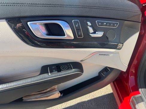 Used 2013 Mercedes-Benz SL 63 AMG image 14