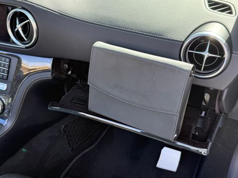 Used 2018 Mercedes-Benz SL 450 image 21