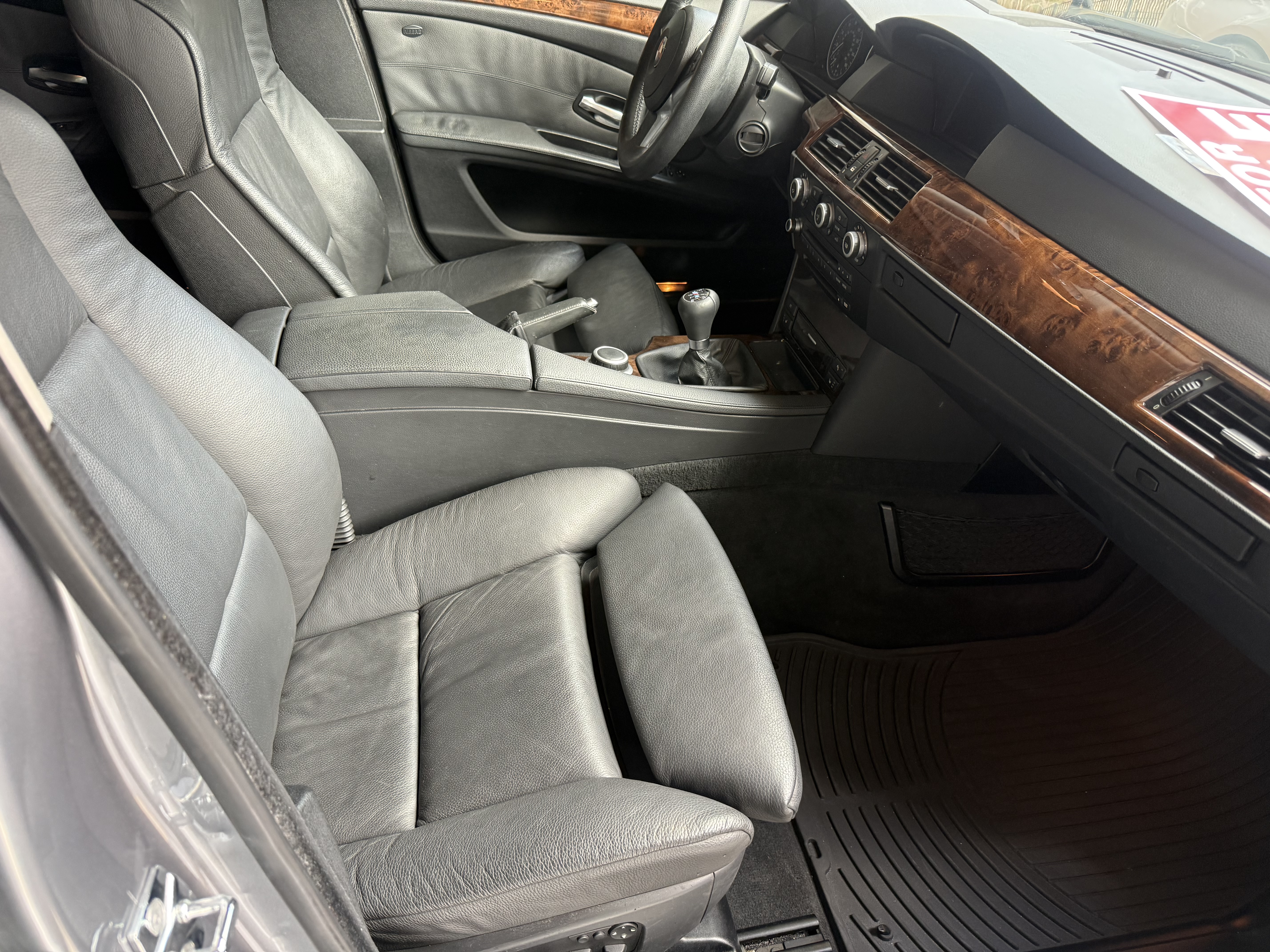 Used 2008 BMW 550i Sedan RWD image 16