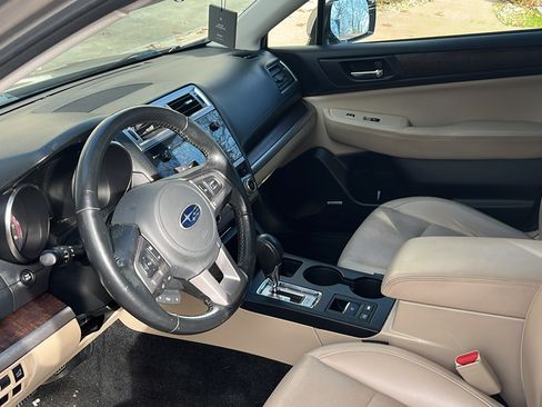 Used 2015 Subaru Outback 2.5i Limited image 8