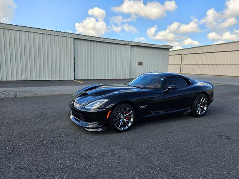Used 2014 SRT Viper GTS w/ GTS Laguna Interior Package image 13