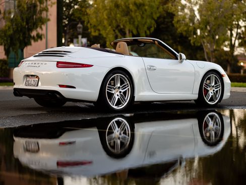 Used 2013 Porsche 911 Carrera S image 4