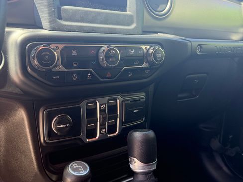 Used 2020 Jeep Wrangler Unlimited Sport S AWD/4WD image 8