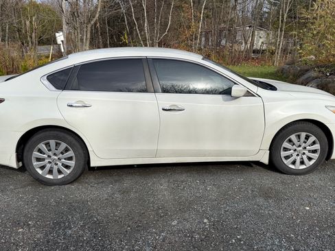 Used 2015 Nissan Altima 2.5 S w/ Power Driver Seat Package image 1