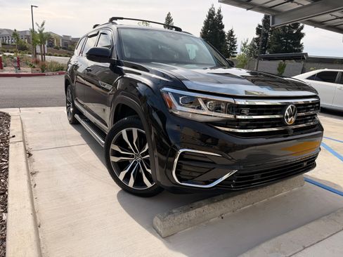 Used 2023 Volkswagen Atlas SEL Premium image 1