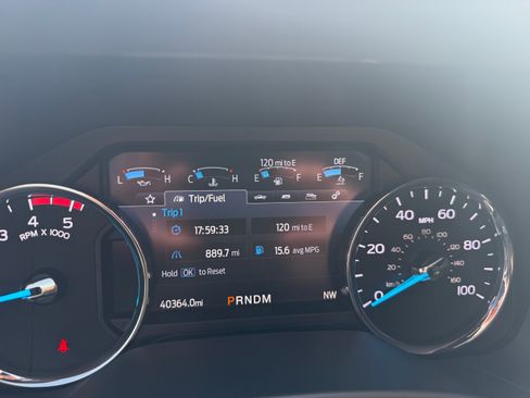 Used 2022 Ford F350 Lariat w/ Black Appearance Package AWD/4WD image 10