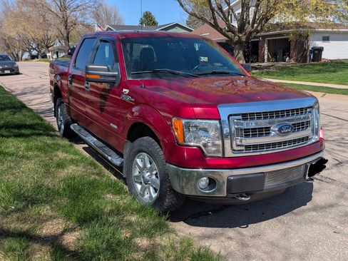 Used 2013 Ford F150 XLT w/ Luxury Equipment Group AWD/4WD image 2
