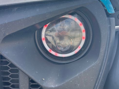 Used 2020 Jeep Wrangler Unlimited Sport S image 10