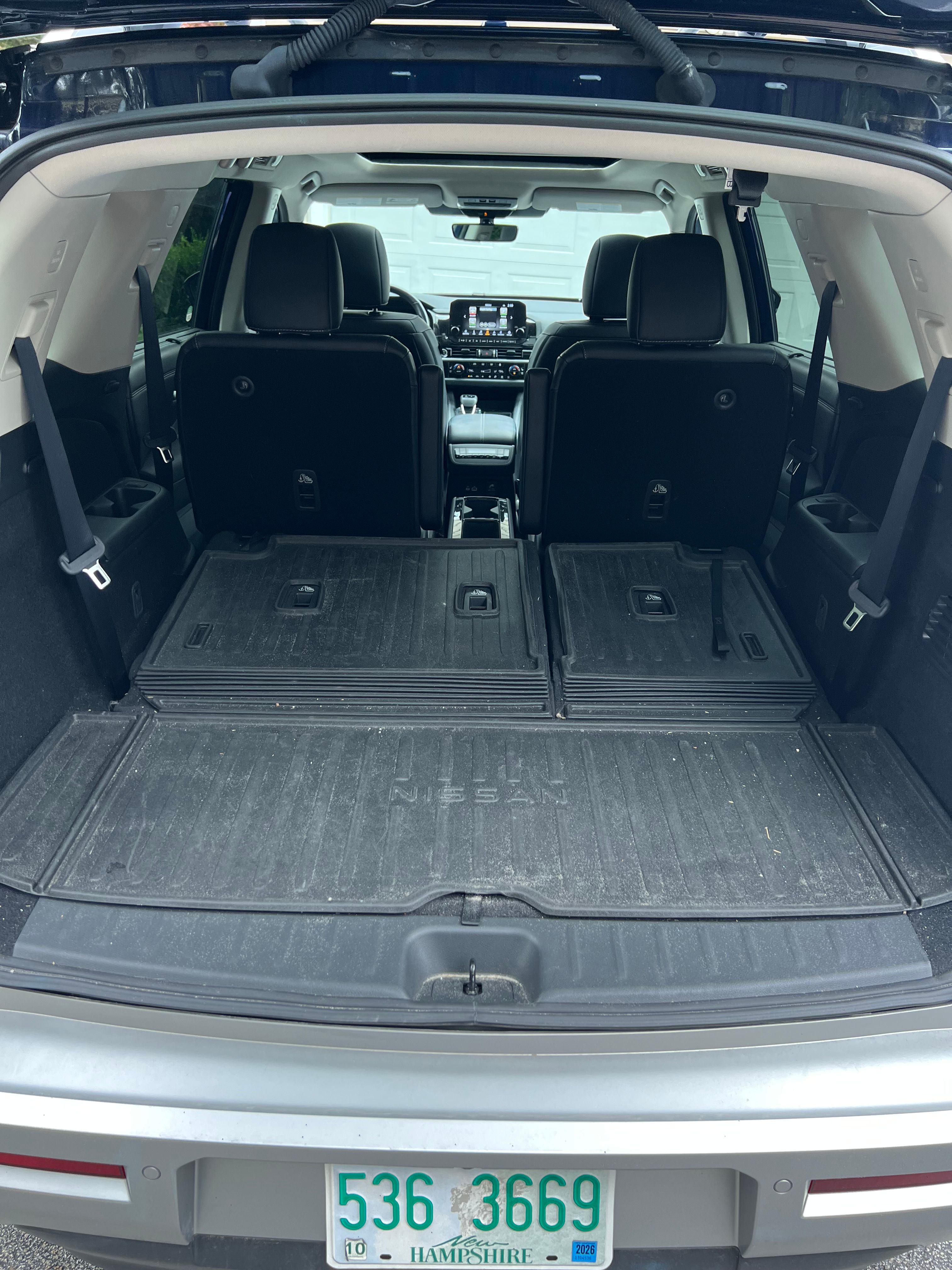 Used 2023 Nissan Pathfinder Platinum AWD/4WD image 18