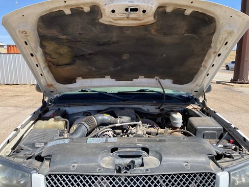 Used 2003 Chevrolet Silverado 3500 LS image 24