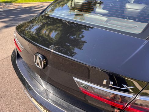 Used 2020 Acura ILX FWD image 11