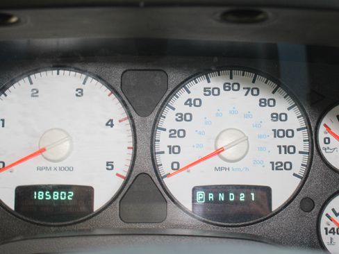 Used 2005 Dodge Ram 2500 Truck SLT w/ Quad Cab Big Horn Value Group image 11