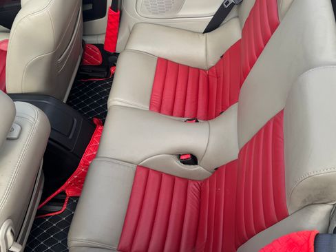 Used 2010 Ford Mustang GT image 10