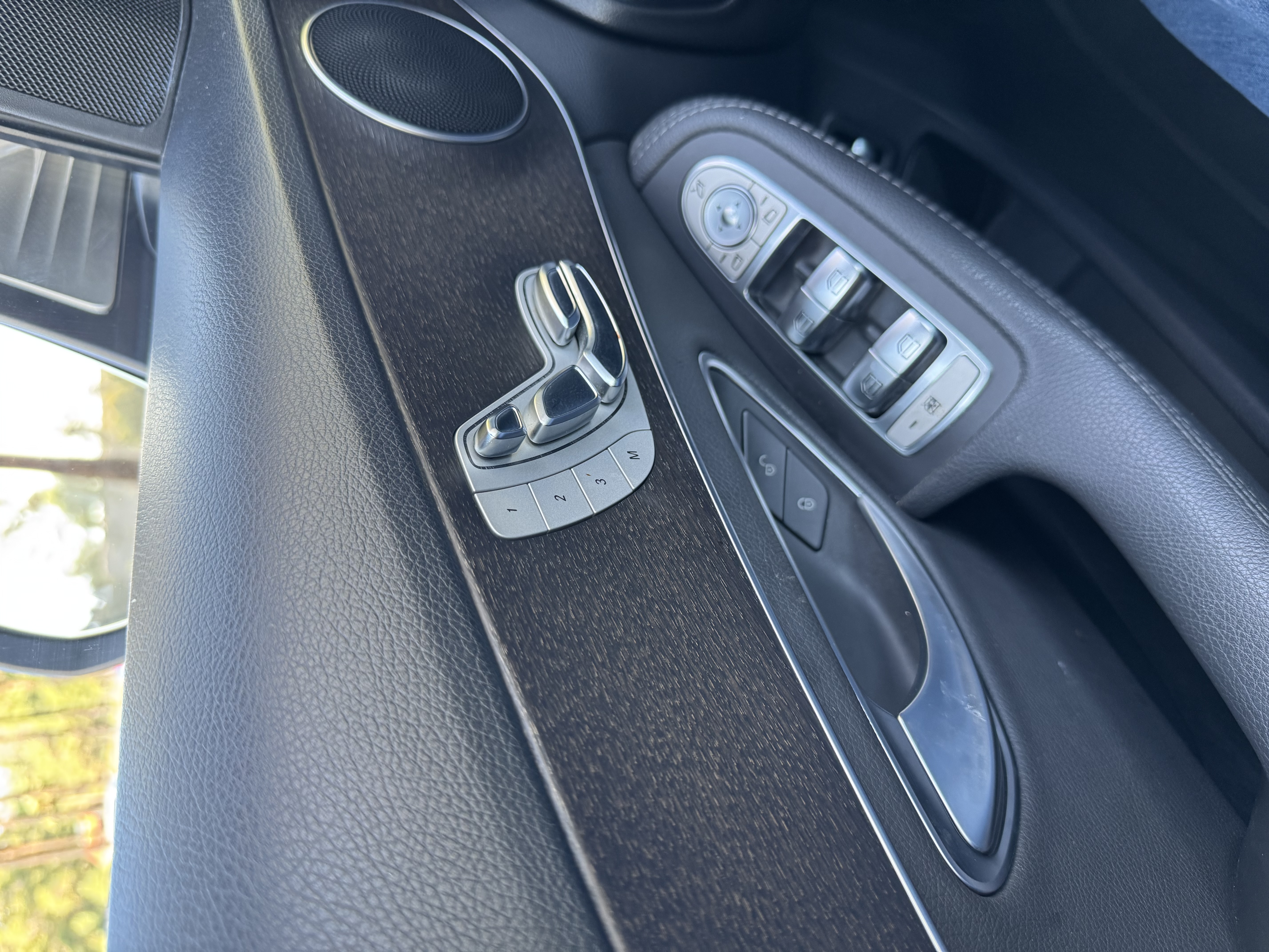 Used 2019 Mercedes-Benz C 300 Sedan image 18