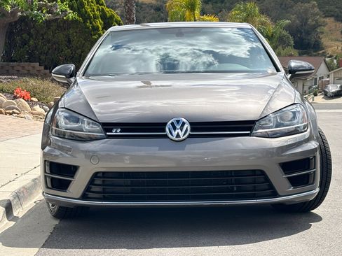 Used 2016 Volkswagen Golf 4-Door AWD/4WD image 5