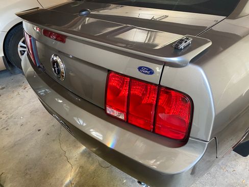 Used 2009 Ford Mustang Premium image 8