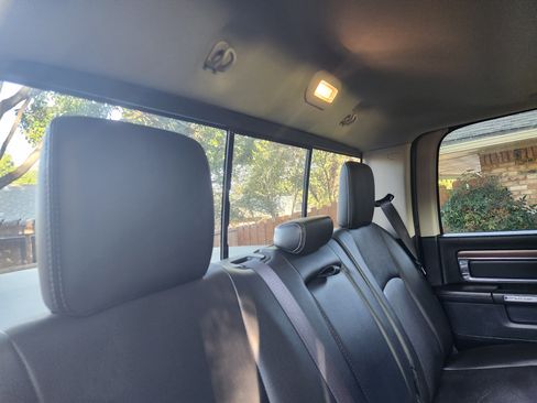 Used 2015 RAM 1500 Laramie w/ Convenience Group image 15