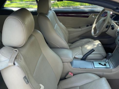 Used 2005 Toyota Solara SLE FWD image 4