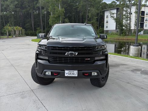 Used 2019 Chevrolet Silverado 1500 LT Trail Boss AWD/4WD image 2