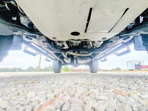 Used 2017 Toyota Tacoma TRD Pro image 11