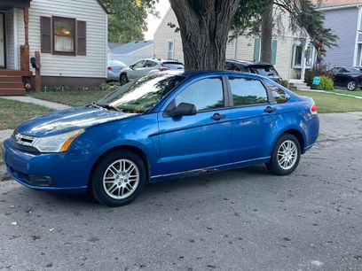 Used 2010 Ford Focus SE