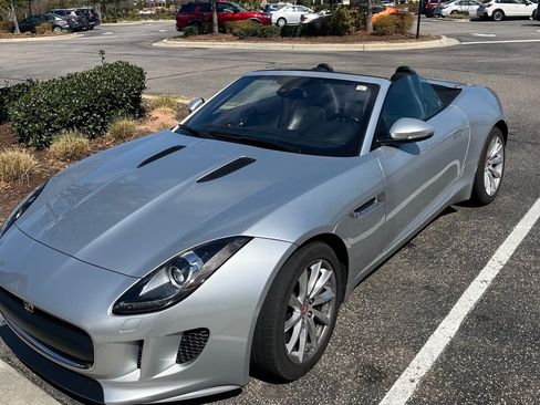 Used 2017 Jaguar F-TYPE Convertible image 1