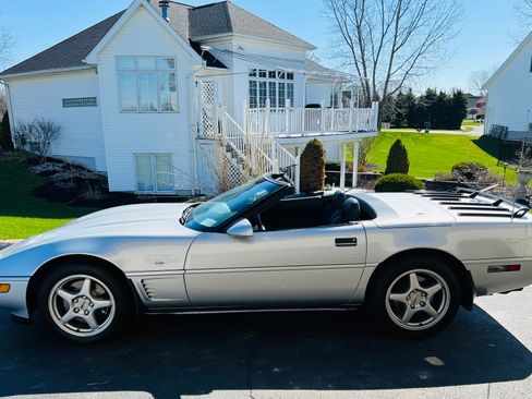 Used 1996 Chevrolet Corvette Convertible image 27