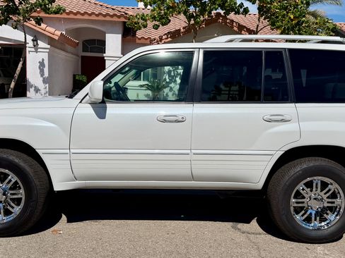 Used 2004 Lexus LX 470 4WD image 4