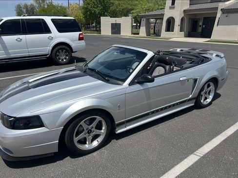 Used 2001 Ford Mustang Cobra image 4
