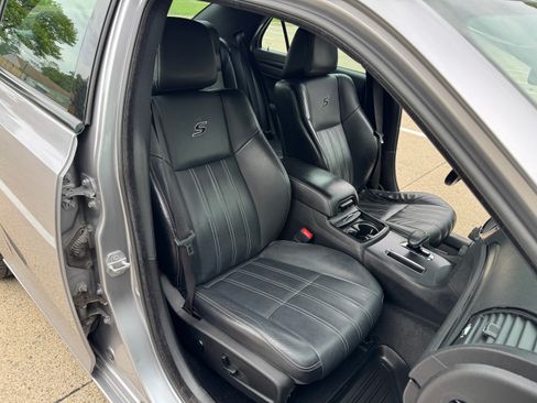 Used 2014 Chrysler 300 S AWD/4WD image 13