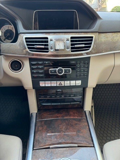 Used 2014 Mercedes-Benz E 350 Sedan image 11
