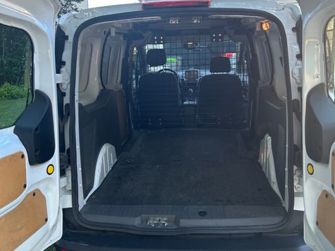 Used 2022 Ford Transit Connect XLT FWD image 20