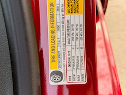 Used 2012 Chevrolet Sonic LT image 17