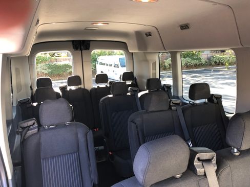 Used 2016 Ford Transit 350 XLT image 10