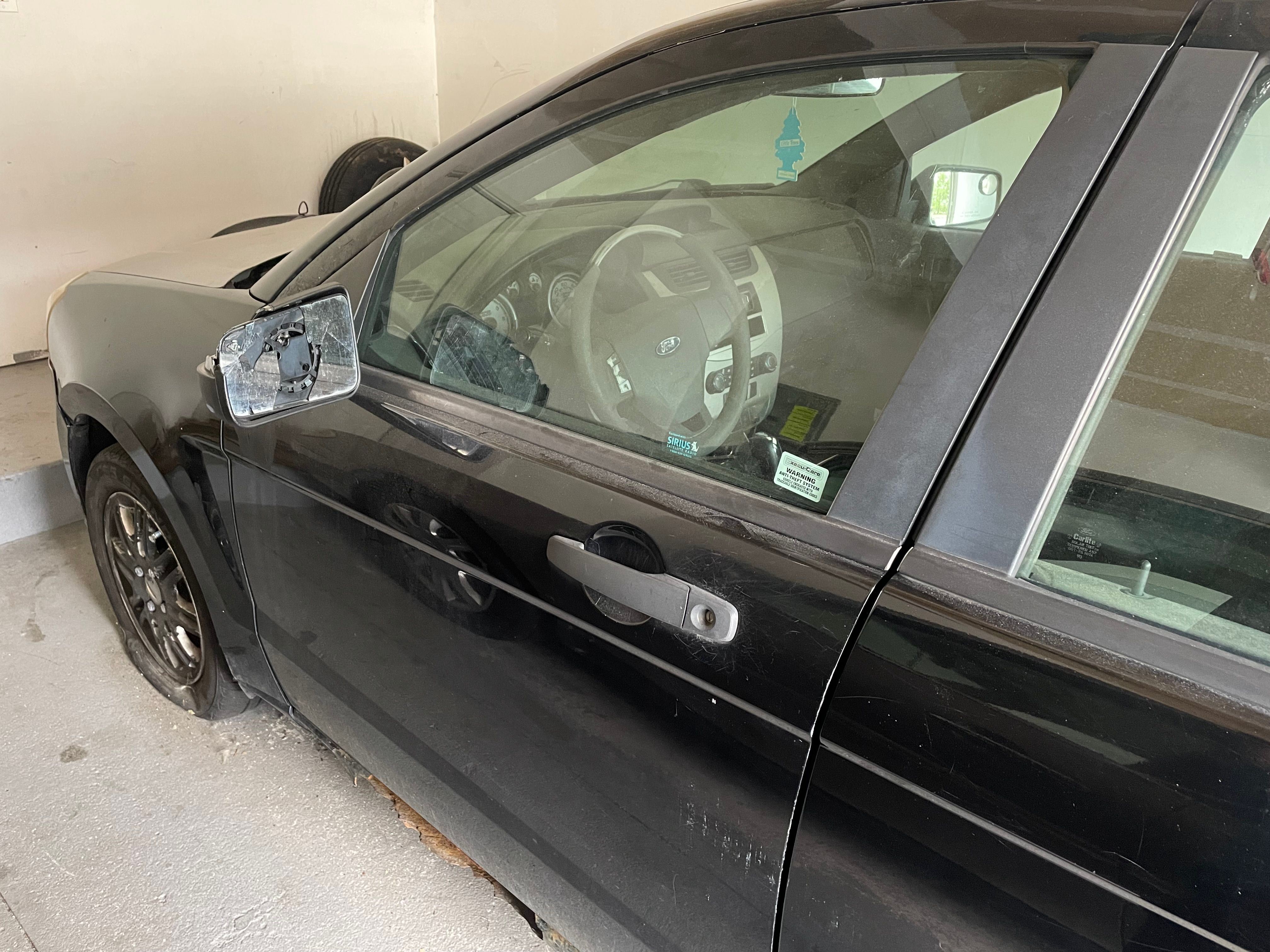 Used 2009 Ford Focus SE FWD image 11