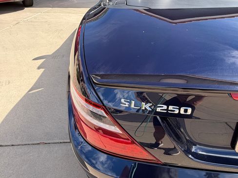 Used 2015 Mercedes-Benz SLK 250 SLK 250 Roadster 2D image 5