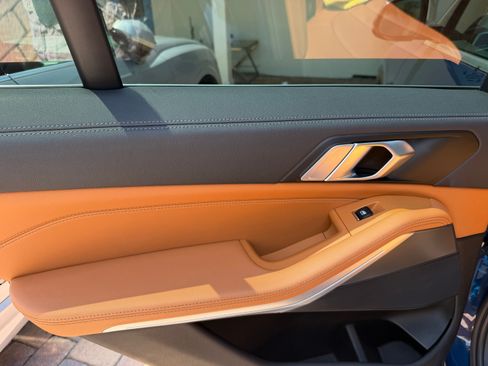 Used 2022 BMW X5 xDrive40i AWD/4WD image 24
