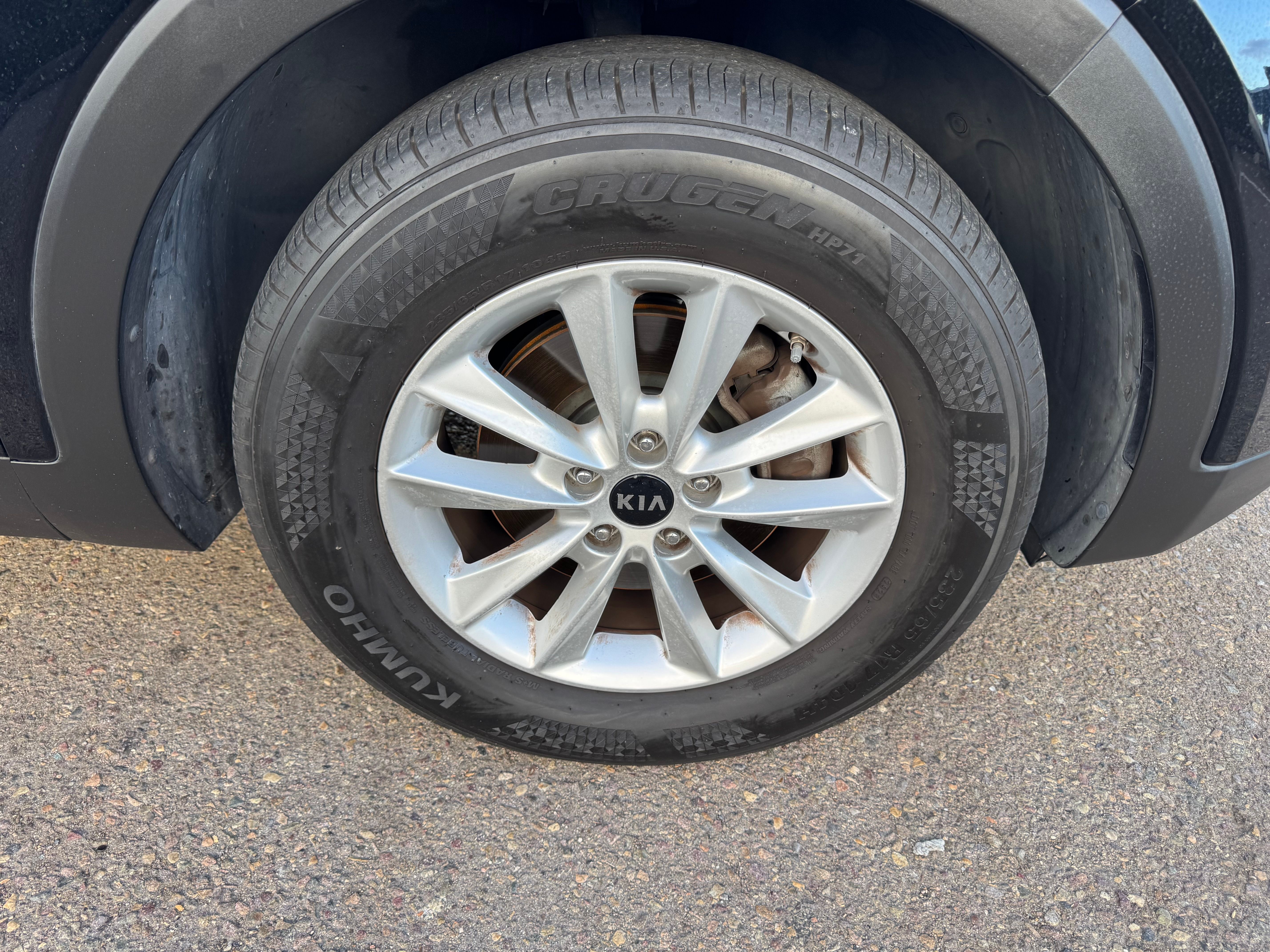 Used 2019 Kia Sorento L FWD image 26