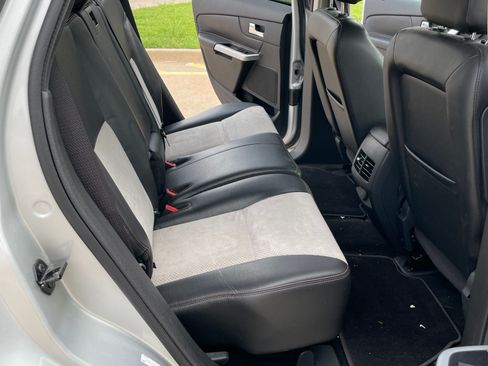 Used 2013 Ford Edge SEL AWD/4WD image 12