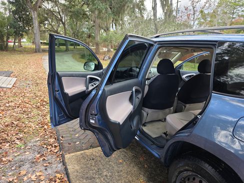 Used 2008 Toyota RAV4 2WD image 10