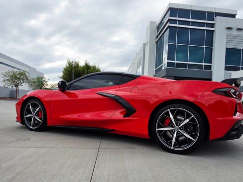 Used 2020 Chevrolet Corvette Stingray Preferred Cpe w/ 2LT Preferred Equipment Group RWD image 5