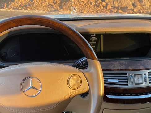 Used 2007 Mercedes-Benz S 550 image 11