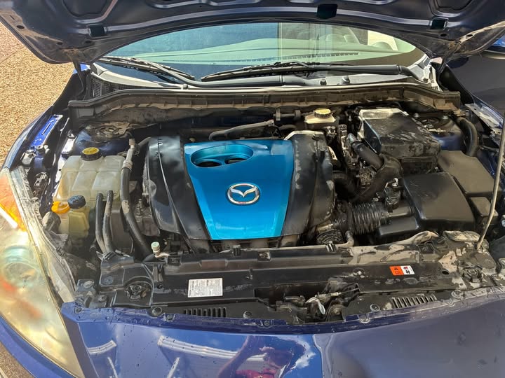 Used 2013 MAZDA MAZDA3 i Grand Touring FWD image 5