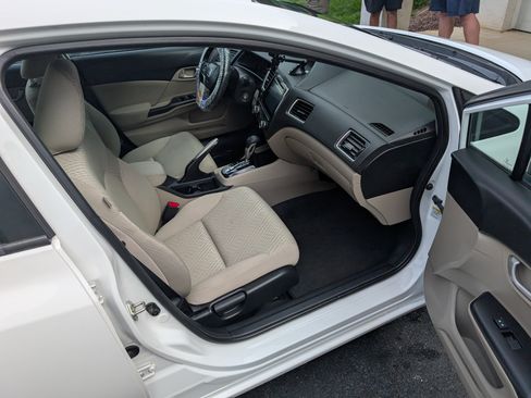 Used 2015 Honda Civic SE image 21