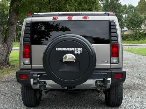 Used 2009 HUMMER H2 Luxury AWD/4WD image 9
