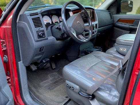 Used 2006 Dodge Ram 3500 Truck Laramie w/ Trailer Tow Group image 14