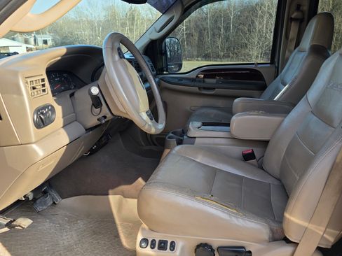 Used 2003 Ford Excursion Limited image 6