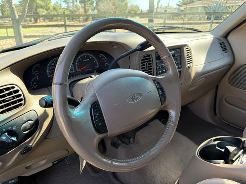 Used 2001 Ford F150 Harley-Davidson image 15